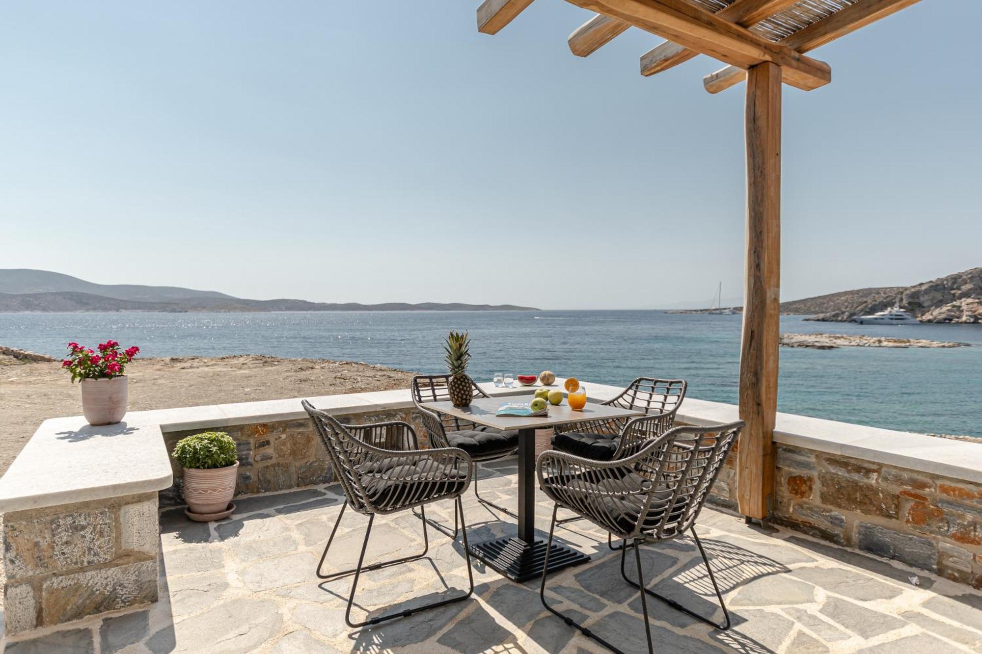 Porto Dema Luxury Suites Σχοινούσα Εξωτερικό φωτογραφία